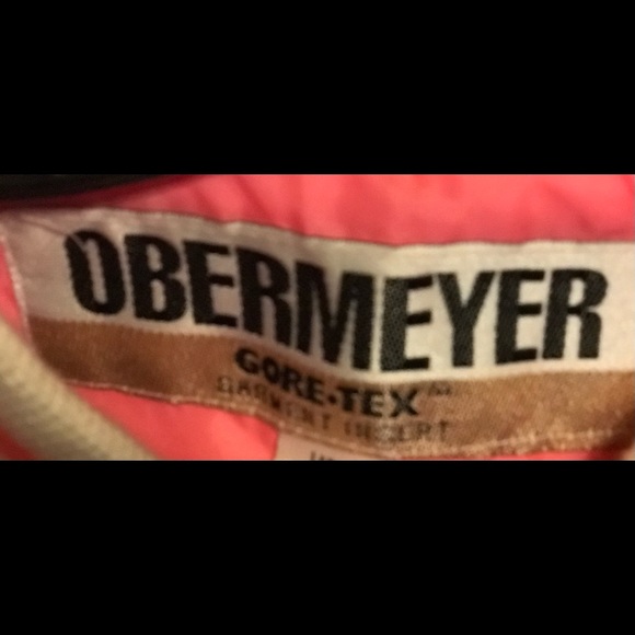 A snow jacket, be a real snow bunny in this hot pink beauty. - Picture 4 of 5